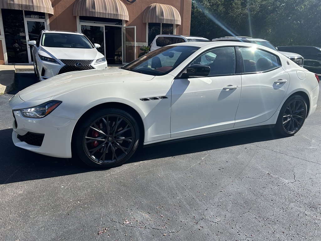 2020 Maserati Ghibli S's photo
