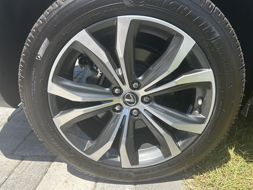 2022 Lexus RX 350 - Photo 17