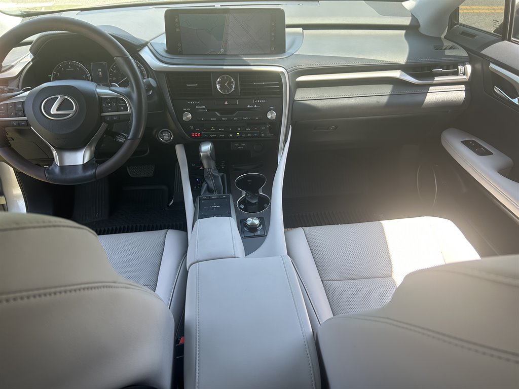 2022 Lexus RX 350 - Photo 9