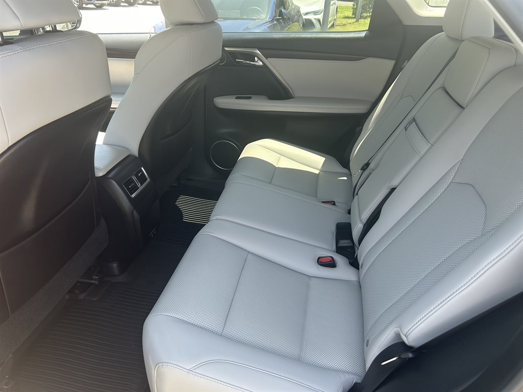 2022 Lexus RX 350 - Photo 13