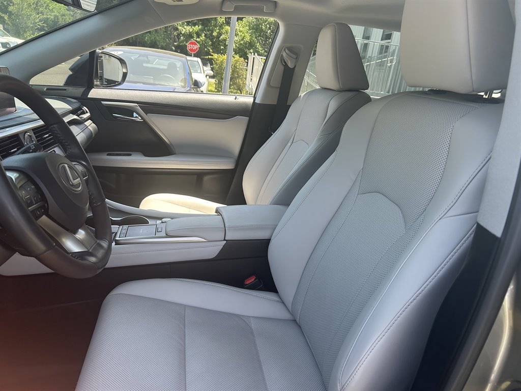 2022 Lexus RX 350 - Photo 8