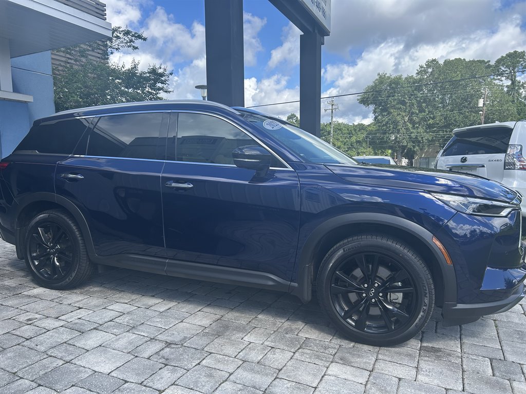 2022 INFINITI QX60 LUXE's photo