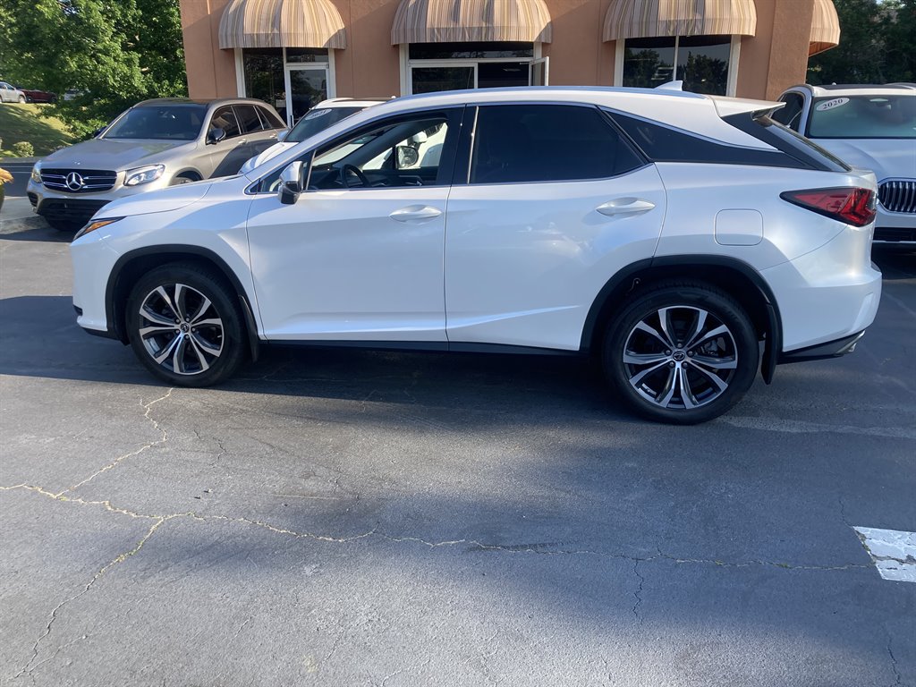 2022 Lexus RX 350's photo