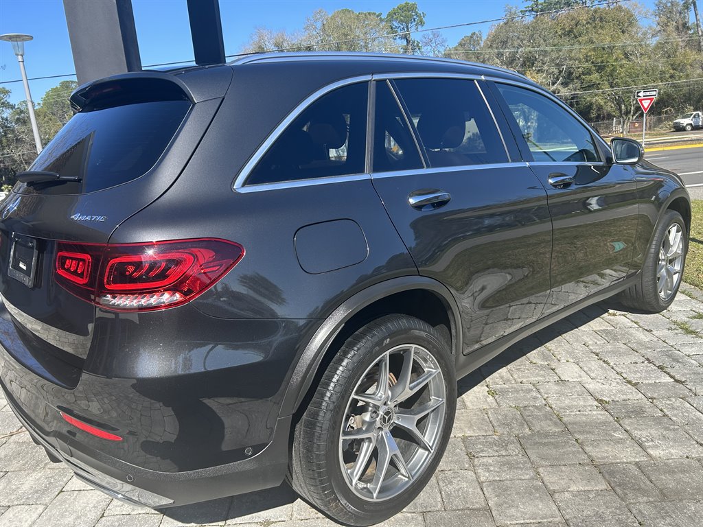2022 Mercedes-Benz GLC GLC 300 4MATIC's photo